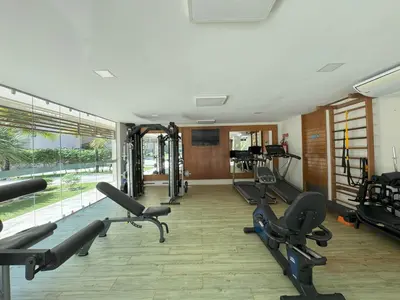 O centro de fitness e/ou as comodidades de fitness de Apto nascente completo no Riviera Beach Place l 3 suítes