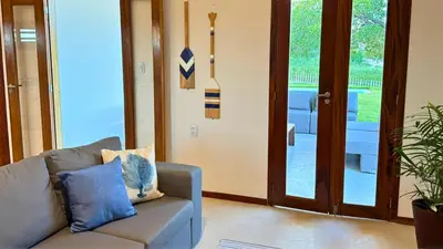 Uma área de estar em Coast House · Casa Da Costa