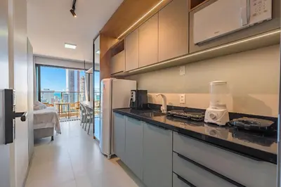 A cozinha ou kitchenette de Beach Class Meireles Fortaleza by Carpediem