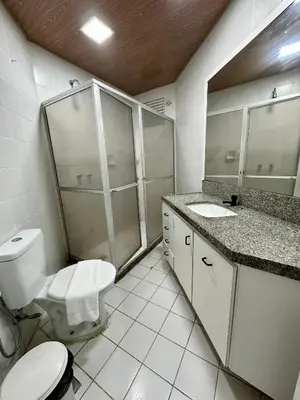 Uma casa de banho em 651A golden beira mar 55 m2