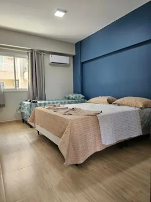 Uma cama ou camas num quarto em Apartamento Beach Place 100m da praia no Cumbuco