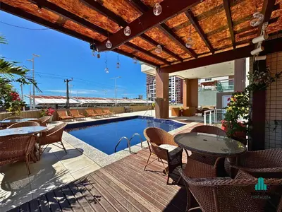 A piscina em ou perto de Ocean Tower by Holiday Stays