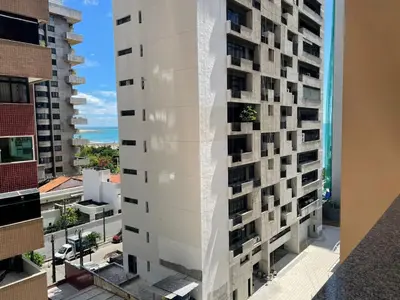 O edifício onde o apartamento está situado