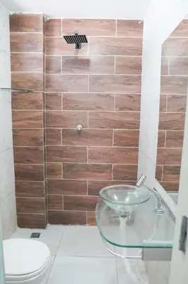 Uma casa de banho em Bendita Parada - Pousada