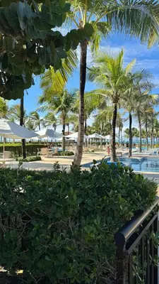 Um jardim no exterior de Apart Resort Mandara Lanai - Carnaval min 5 noites