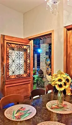 Uma área de estar em Casa Florença Guaramiranga