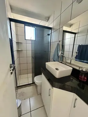 Uma casa de banho em Apartamento Completo com 3 Quartos