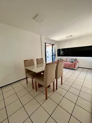 Uma área de estar em Apartamento Completo com 3 Quartos