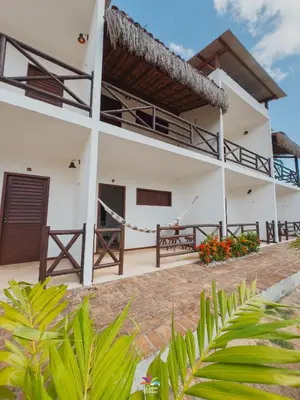 Uma varanda ou terraço em Pousada Curva dos Ventos-Próximo à praia com café da manhã em Icaraí de Amontada