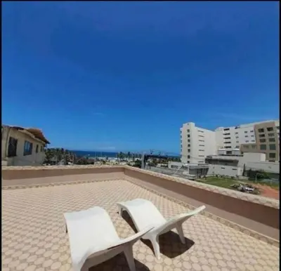 O edifício onde o apartamento está situado
