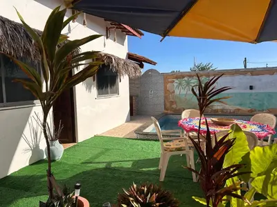 A piscina em ou perto de chalet pousada Coisa mais linda