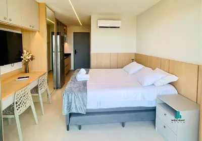 Uma cama ou camas num quarto em Beach Class Meireles by Holiday Stays