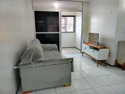 Uma televisão e/ou sistema de entretenimento em Estoril e Algarve