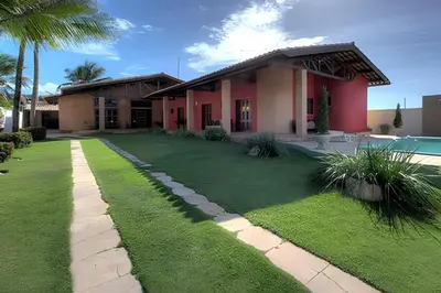 O edifício onde a casa de férias está situado