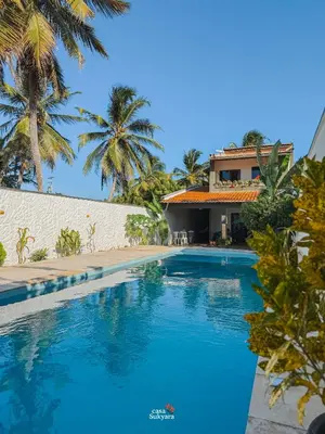 A piscina em ou perto de Casasukyara