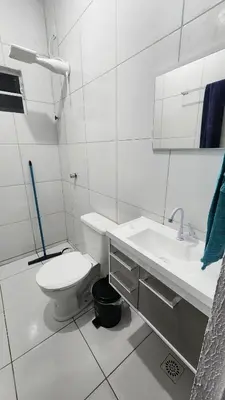Uma casa de banho em Casa aconchegante em Horizonte-CE!