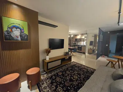 Uma televisão e/ou sistema de entretenimento em Arte 602 Mucuripe Vista Mar