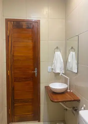 Uma casa de banho em Suite no Centro da Praia de Flecheiras