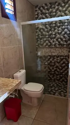 Uma casa de banho em Casa dunna azul