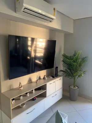 Uma televisão e/ou sistema de entretenimento em Landscape Vista & Conforto