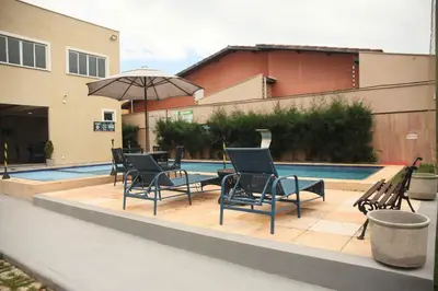 A piscina em ou perto de La Casa Lagoinha