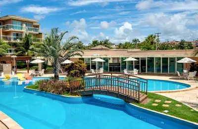 A piscina em ou perto de Palm Beach Living, ao lado do Beach Park