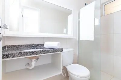 Uma casa de banho em Beach Townhouses #C17 - Casa espaçosa By Carpediem