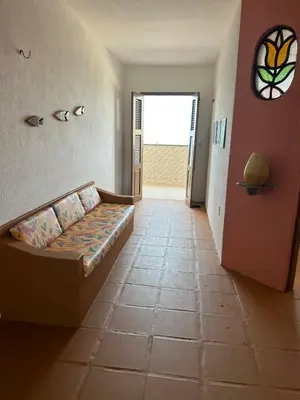 Uma área de estar em Family apartment near Beach Park