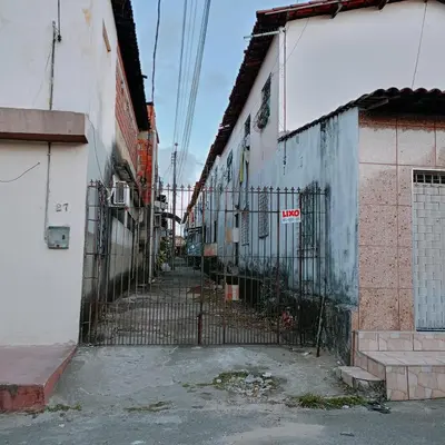 O edifício onde o apartamento está situado