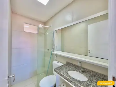 Uma casa de banho em Beach Townhouses IV