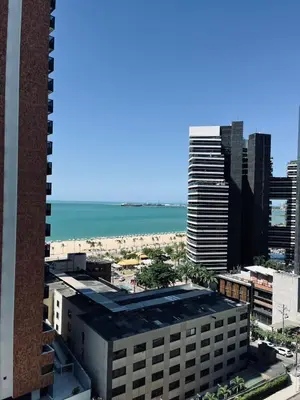 Uma vista do mar geral ou uma vista do mar a partir do apartamento