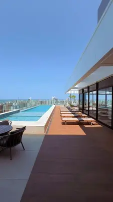 A planta de Elegância e conforto a passos da Beira-mar