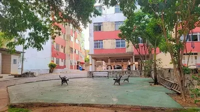 O edifício onde o apartamento está situado