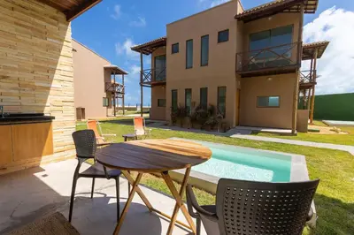 A piscina em ou perto de Beachfront Duplex #A3 - Beira mar por Carpediem
