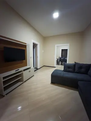 Uma televisão e/ou sistema de entretenimento em Garrida