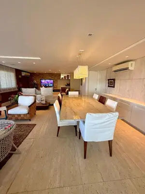A planta de Exclusiva e Única Cobertura Duplex do Golf Ville