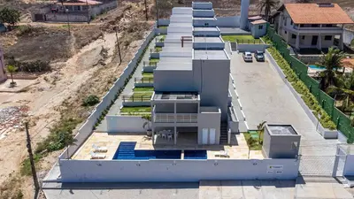 O edifício onde o apartamento está situado