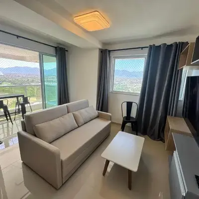 Incrível cobertura para família com 2 quartos e ar