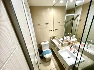 Uma casa de banho em Beira Mar Fortaleza Landscape premium