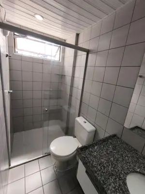 Uma casa de banho em Ap 1 Quarto prox a feirinha, mercados e beira mar