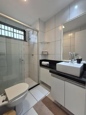 Uma casa de banho em Cobertura Duplex - Luxo com Jacuzzi e 3 Suítes
