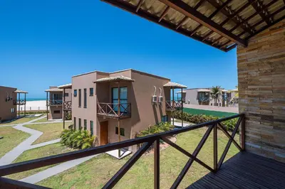 O edifício onde o apartamento está situado