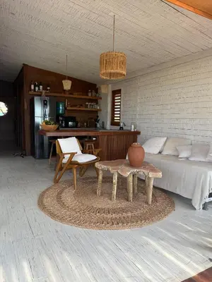 Uma área de estar em Casa Gemini