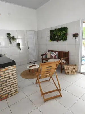 Uma área de estar em Summer House