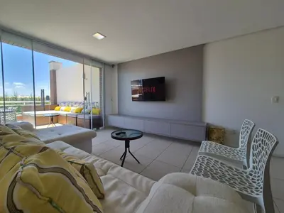 Uma televisão e/ou sistema de entretenimento em Gransol Resort - Vista Mar - 500m do Beach Park - Jacuzzi - Porto das Dunas