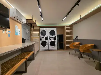 A cozinha ou kitchenette de 1712DuoStay Beach Class Fortaleza
