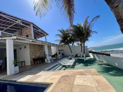 Uma vista do mar geral ou uma vista do mar a partir da casa de hóspedes