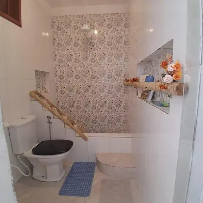 Uma casa de banho em Preá, Suíte Privativa próximo ao Parque Nacional de Jeri