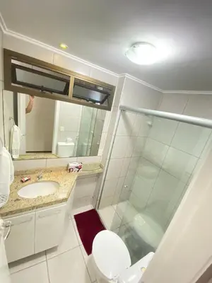 Uma casa de banho em Apartamento 2 quartos vista mar praia de iracema mobiliado