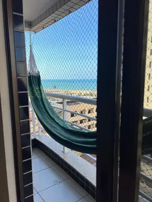 Uma vista do mar geral ou uma vista do mar a partir do apartamento